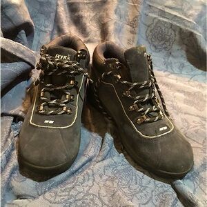 RYKA women size 8 hiking ankle boots. Dark blue.